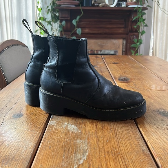 Rometty Wyoming Dr. Marten's Chelsea Boot. Size 9 - Picture 4 of 4
